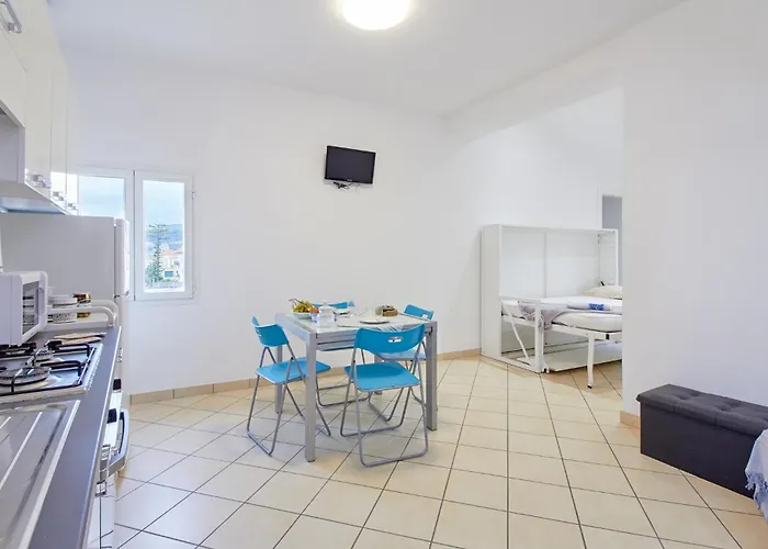 Casa Delle Rondini Апартаменты *