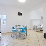 Casa Delle Rondini Apartment *